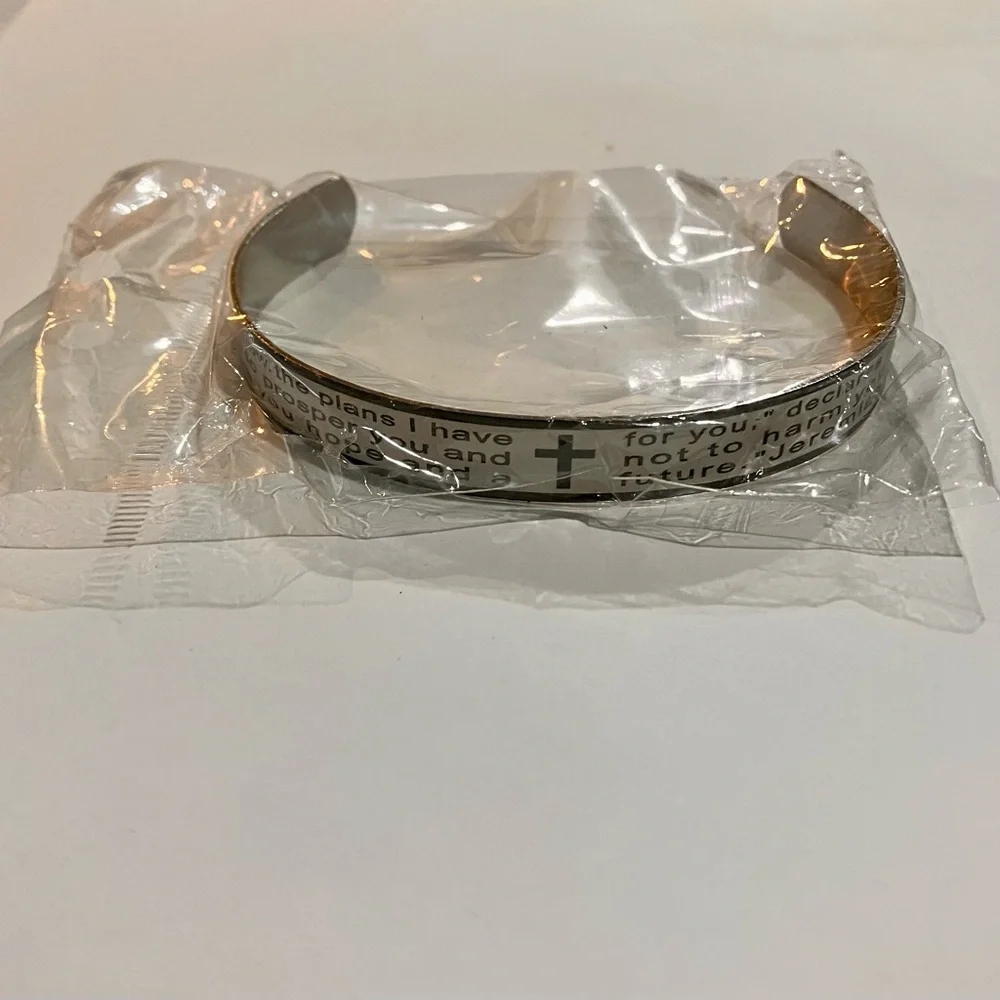 SCRIPTURE CUFF BRACELET - Picture 7 of 9